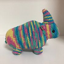 Meu projeto do curso: Design e criação de amigurumis. Un projet de Artisanat, Conception de jouets, Art textile, DIY, Crochet, Amigurumi , et Design textile de Priscila Neves Frate - 03.05.2022