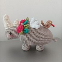 Mi Proyecto del curso: Diseño y creación de amigurumis. Un projet de Artisanat, Conception de jouets, Art textile, DIY, Crochet, Amigurumi , et Design textile de Blanca Margarita Cuadros Barrenechea - 04.05.2022