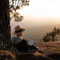 Solo Travelling. Writing, Creativit, Stor, telling, Narrative, and Creative Writing project by babiskokovidis - 05.06.2022