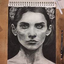 My project for course: Artistic Charcoal Portraiture: Creating Atmosphere. Ilustração tradicional, Artes plásticas, Desenho, Desenho de retrato, Desenho realista, e Desenho artístico projeto de miriam_wintereder - 04.05.2022