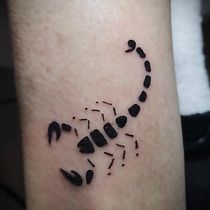 Mi Proyecto del curso: Tatuaje para principiantes. Tattoo Design project by Yoly Perez Tirado - 05.09.2022