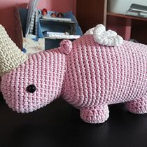Mi proyecto del curso: Diseño y creación de amigurumis. Un projet de Artisanat, Conception de jouets, Art textile, DIY, Crochet, Amigurumi , et Design textile de Sara Gallego - 10.05.2022