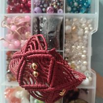 Mi proyecto del curso: Joyería en macramé Ein Projekt aus dem Bereich H, werk, Schmuckdesign, Weben, Makramee und Textildesign von Iliana Colmenarez - 15.05.2022