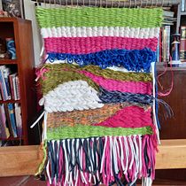 Mi proyecto del curso: Introducción al tejido en telar de bastidor. Accessor, Design, Decoration, Fiber Arts, Weaving, and Textile Design project by Clara Ines Arjona - 05.18.2022