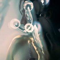 Mi proyecto del curso: Fotografía expresiva: captura imágenes jugando con la luz. Un projet de Photographie, Retouche photographique, Photographie de mode, Éclairage photographique, Photographie numérique, Photographie lifest , et le de James - 19.05.2022