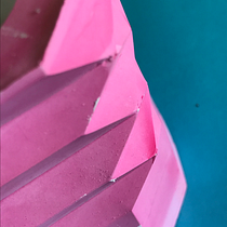 My project for course: Geometric Handmade Molds: Design 3D-faceted Objects. Projekt z dziedziny Design, Projektowanie dodatków, Craft,  Sztuki piękne, Projektowanie wnętrz,  Dekoracja wnętrz, Dekoracja wnętrz i DIY użytkownika Gabriela Carrasco - 22.05.2022