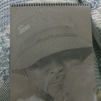 My project for course: Realistic Portrait with Graphite Pencil. Ilustração tradicional, Artes plásticas, Esboçado, Desenho a lápis, Desenho, Desenho de retrato, Desenho realista, Desenho artístico, e Desenho anatômico projeto de Simple Arith - 24.05.2022