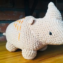 Mi proyecto del curso: Diseño y creación de amigurumis. Arts, Crafts, To, Design, Fiber Arts, DIY, Crochet, Amigurumi, and Textile Design project by Leticia Mori - 05.26.2022