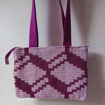 My project for course: Crochet Pattern Design: Find Your Signature Style . Un progetto di Design di accessori, Pattern design, Fiber Art, DIY, Uncinetto e Textile Design di ietoh - 27.05.2022