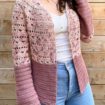 Mi proyecto del curso: Crochet: diseña prendas y patrones con tejido circular. Projekt z dziedziny Projektowanie dodatków, Projektowanie mod,  Tkactwo, DIY, Sz i dełkowanie użytkownika 33cadenetas - 30.05.2022
