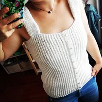 Mi proyecto del curso: Crochet: crea prendas con una sola aguja. Fashion Design, Fiber Arts, DIY, Crochet, and Textile Design project by garciarivas_laura - 05.31.2022