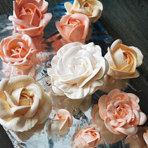 Mein Kursprojekt: Tortendesign: Dekorative Blumen aus Buttercreme. Design, and DIY project by nadya_r2004 - 05.31.2022