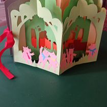 Mi proyecto del curso: Ilustración con papercut: crea libros extraordinarios. Een project van Redactioneel ontwerp, Papercraft, Stor, telling,  Boekbinding, Kinderillustratie, DIY y Verhaallijn van Alejandra Paione - 02.06.2022