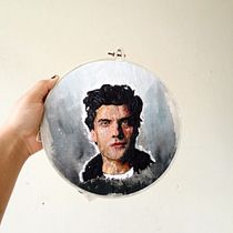 Retrato realista bordado: Moonknight. Embroider, and Textile Design project by Ruth Campoverde Cruz - 05.27.2022