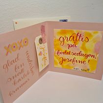 My project for course: Small-Format Lettering. Een project van Traditionele illustratie,  Belettering,  H y lettering van Anne - 20.01.2023