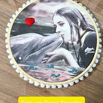 Meu projeto do curso: Bordado em fotografias sobre tela. Photograph, Collage, Paper Craft, Printing, Embroider, DIY, and Textile Design project by Bruna Carvalho - 06.06.2022