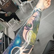 Mi proyecto del curso: Tatuaje artístico full color. Een project van  Tatoeageontwerp, Traditionele illustratie,  Tekening, Digitale illustratie y Digitale tekening van guillermotattooart - 05.06.2022