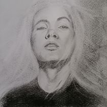 My project for course: Artistic Charcoal Portraiture: Creating Atmosphere. Ilustração tradicional, Artes plásticas, Desenho realista, Desenho artístico, Desenho de retrato, e Desenho projeto de bejuleo1 - 09.06.2022