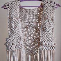Meu projeto do curso: Macramê: crie roupas únicas. Un proyecto de Diseño de complementos, Artesanía, Tejido, Macramé y Diseño textil de Edna Maria Ferreira - 07.06.2022