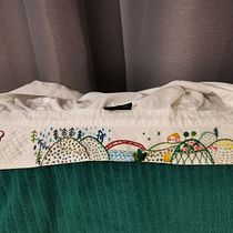 My project for course: Basic Embroidery Techniques: Stitches, Compositions, and Color Ranges. Accessor, Design, Costume Design, Embroider, Color Theor, and Textile Design project by Veselina Filipova - 06.12.2022