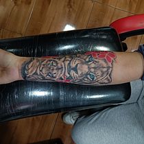 Mi proyecto del curso: Técnicas de tatuaje blackwork con línea fina. Un progetto di Design di tatuaggi di Freddy Borda quiroz - 12.06.2022