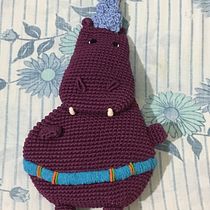 Mi proyecto del curso: Amigurumis: diseña y crea personajes en 2D. Accessor, Design, Arts, Crafts, Fiber Arts, Crochet, and Textile Design project by Andrea Lopez - 06.12.2022