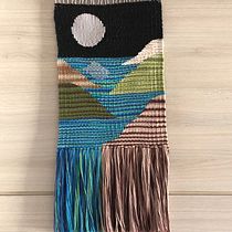 Meu projeto do curso: Técnicas de tecelagem para criar tapeçarias. Un projet de Création d'accessoires, Artisanat, Décoration , et Décoration d'intérieur de Valéria Di Mambro - 14.06.2022