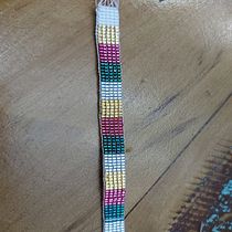 Meu projeto do curso: Design de bijuteria: crie patterns elegantes com miçangas. Accessor, Design, Arts, Crafts, Jewelr, Design, and Fiber Arts project by izafolly - 06.17.2022