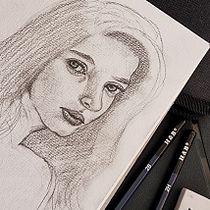 Il mio progetto del corso: Ritratto su blocco da disegno: esplora il volto umano. Sketching, Drawing, Portrait Drawing, Artistic Drawing, and Sketchbook project by Giulia Cicchinelli - 06.17.2022