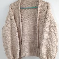 Mi proyecto del curso: Crochet: diseña y teje prendas de estilo romántico. Design de moda, Tecido, DIY, Crochê, e Design têxtil projeto de Johana De La Hoz - 22.06.2022