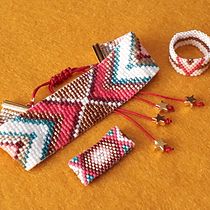 Mi proyecto final! :) . Accessor, Design, Arts, Crafts, Jewelr, Design, and Fiber Arts project by jimenezrodriguezpilar - 06.22.2022