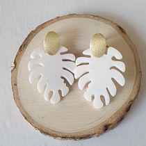 White Palms. Design de acessórios, Artesanato, Design de joias, e DIY projeto de Gema Jaen Castro - 27.06.2022