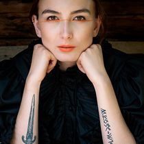 Mój projekt z kursu: Fotografia w świetle naturalnym: tworzenie zdjęć z wyrazem. Un projet de Photographie, Retouche photographique, Photographie de mode, Éclairage photographique, Photographie numérique, Photographie lifest , et le de Justyna Jezierska - 27.06.2022