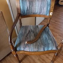Mi proyecto del curso: Restauración y tapizado de sillas. Arts, Crafts, Furniture Design, Making, Interior Design, DIY, Woodworking, Upc, and cling project by Moira Obreque - 06.28.2022