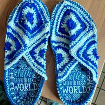 My slippers. Fashion Design, Fiber Arts, DIY, Upc, cling, Crochet, and Textile Design project by clarenicheall - 06.28.2022