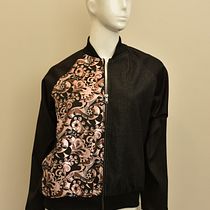 Mi proyecto del curso: Corte y confección de una cazadora bomber desde cero.. Fashion Design, Sewing, Patternmaking, and Dressmaking project by Víctor Albornoz Figueroa - 06.28.2022