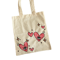 Artsy Okamoto - Tote Bag: Introducción a la pintura a mano sobre prendas. Un projet de Artisanat, Peinture, DIY, Upc, cling , et Design textile de Naomi Sabrina Marin Okamoto - 25.06.2022