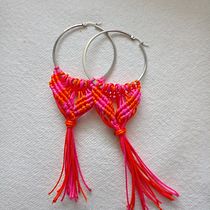 Mi proyecto del curso: Joyería en macramé Ein Projekt aus dem Bereich H, werk, Schmuckdesign, Weben, Makramee, Textildesign und Werbung von Karla Cruz - 28.06.2022