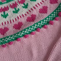 : Diseño y tejido de sweater Olivia . Un proyecto de Diseño de complementos, Tejido, Tejido de punto y Diseño textil de Paty Pareja - 15.06.2022