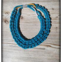 Il mio progetto del corso: Gioielli in corda per principianti: crea le tue collane. Arts, Crafts, Jewelr, Design, Macramé, and Textile Design project by Alessia Dinunno - 07.05.2022