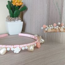 Mi proyecto del curso: Diseño de accesorios para el cabello, inspiración floral. Un progetto di Design di accessori, Artigianato e Design di gioielli di Andry Araque - 05.07.2022