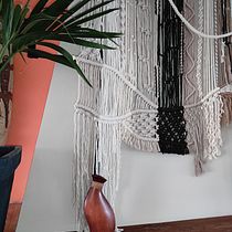 Mój projekt z kursu: Makrama dla początkujących: poznaj sztukę wiązania sznurków. Un progetto di Design di accessori, Artigianato, Interior design, Interior Design, Fiber Art e Macramè di Monika Siedlecka - 09.07.2022
