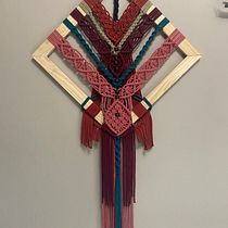 Mi proyecto del curso: Introducción al tapiz de macramé. Un progetto di Design di accessori, Artigianato, Fiber Art, Macramè e Textile Design di Marisel Bosques Rosado - 10.07.2022
