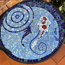 My project for course: Introduction to Mosaic Artwork. Projekt z dziedziny Craft, Projektowanie i w, rób mebli,  Dekoracja wnętrz, Ceramika i DIY użytkownika Bronwyn Cozens - 12.07.2022