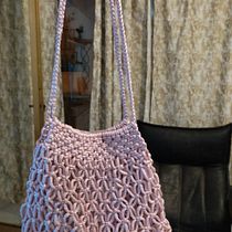 Mi proyecto del curso: Diseño de accesorios en macramé. Un proyecto de Diseño de complementos, Artesanía, Decoración de interiores, Tejido, Macramé y Diseño textil de fayenzabisuteria - 13.07.2022