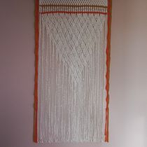 Meu projeto do curso: Macramê: nós básicos e complexos. Interior Design, Decoration, Fiber Arts, Textile Design, Arts, Crafts, and Traditional illustration project by Elisabete Luciano Sposito Moreno de Souza - 07.11.2022