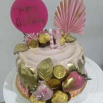 Mi proyecto del curso: Cake design: técnicas decorativas modernas. Un progetto di Design e DIY di ELIANA TORRES CORDOBA - 11.07.2022
