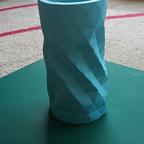 Mi proyecto del curso: Moldes geométricos hechos a mano: diseña objetos facetados. Projekt z dziedziny Design, Projektowanie dodatków, Craft,  Sztuki piękne, Projektowanie wnętrz,  Dekoracja wnętrz, Dekoracja wnętrz i DIY użytkownika Bigglasscl Bigglasscl - 19.07.2022