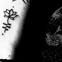 Mi proyecto del curso: Tatuaje botánico con puntillismo. Un progetto di Illustrazione tradizionale, Design di tatuaggi e Illustrazione botanica di Leon Hormazabal pozas - 18.07.2022