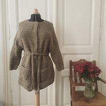 My project for course:  Top-Down: One-Piece Crocheted Garments . Fashion Design, DIY, Crochet, and Textile Design project by Eva Došková - 07.23.2022